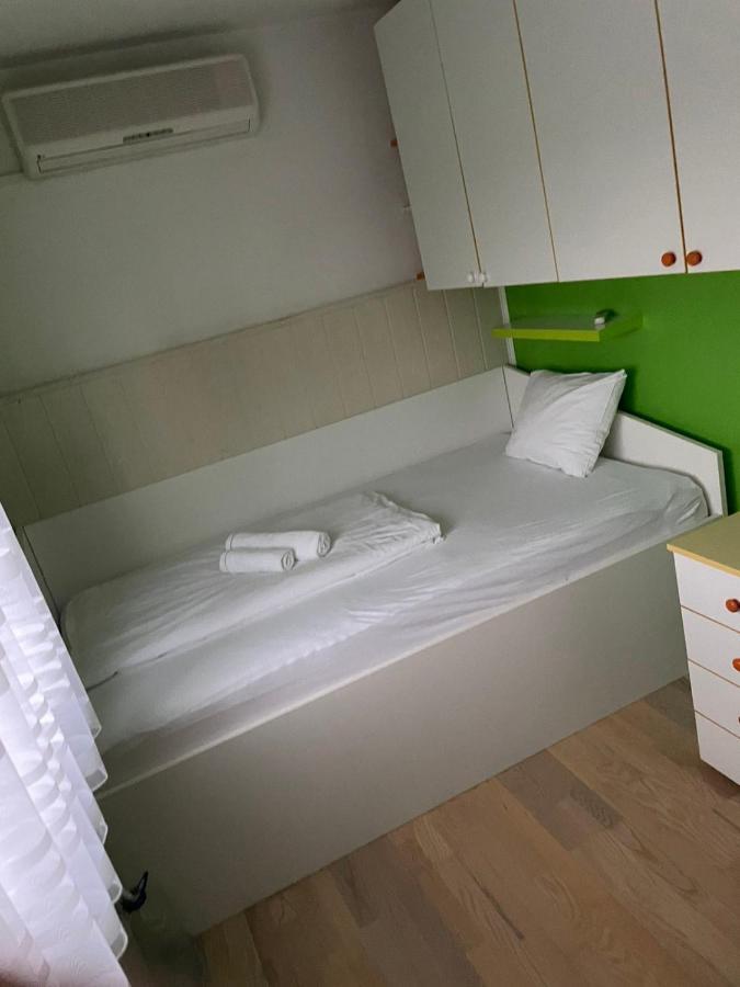 Lola Home Karlovac Buitenkant foto